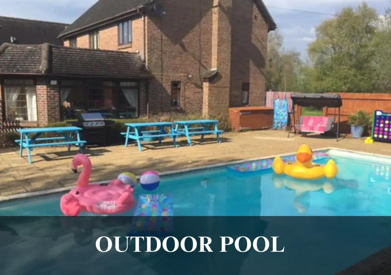 The Fortis House, Bournemouth, With Swimming Pool And Hot Tub Jacuzzi Bagian luar foto
